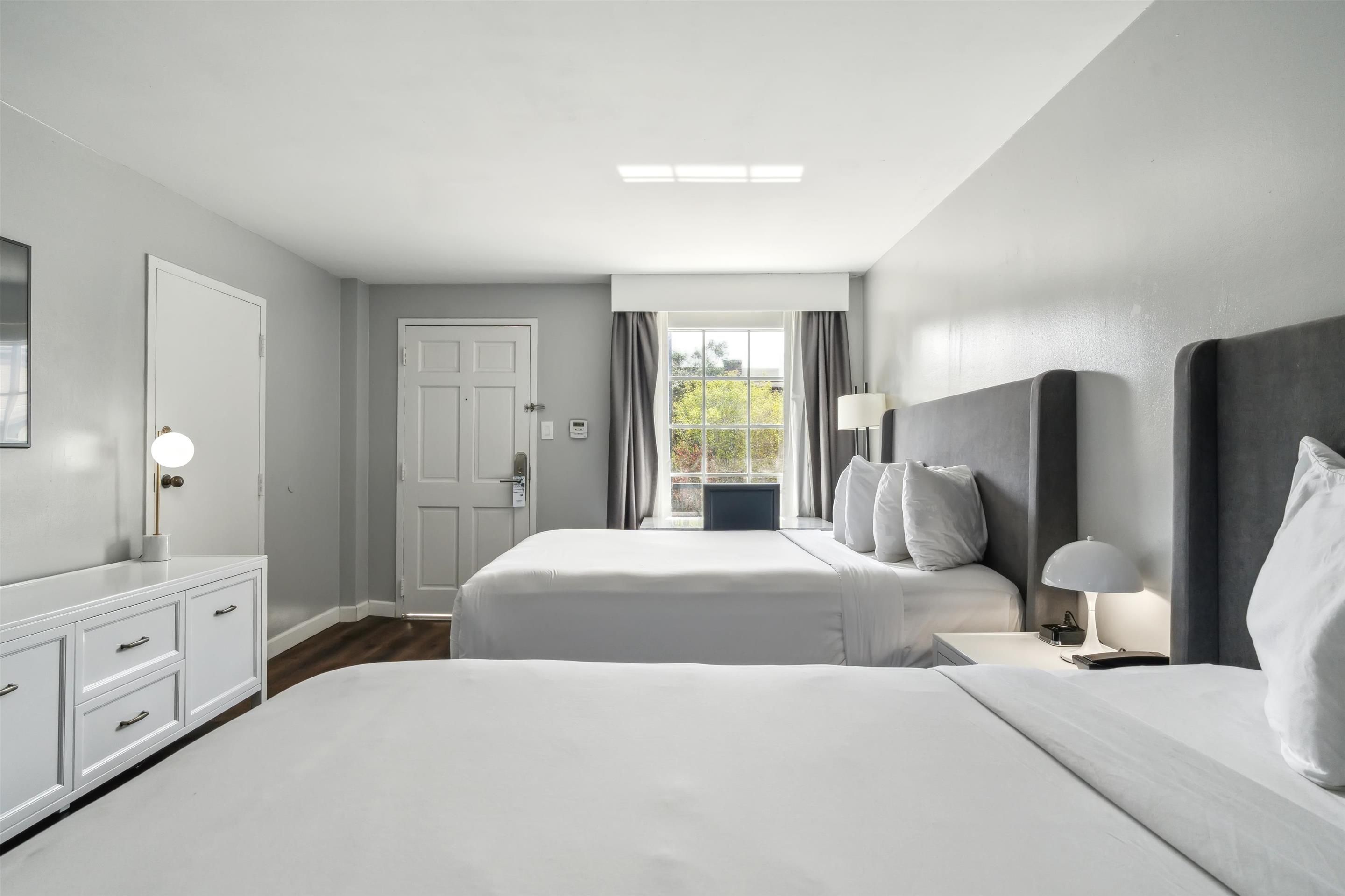 Maison St. Charles - New Orleans - Bedroom