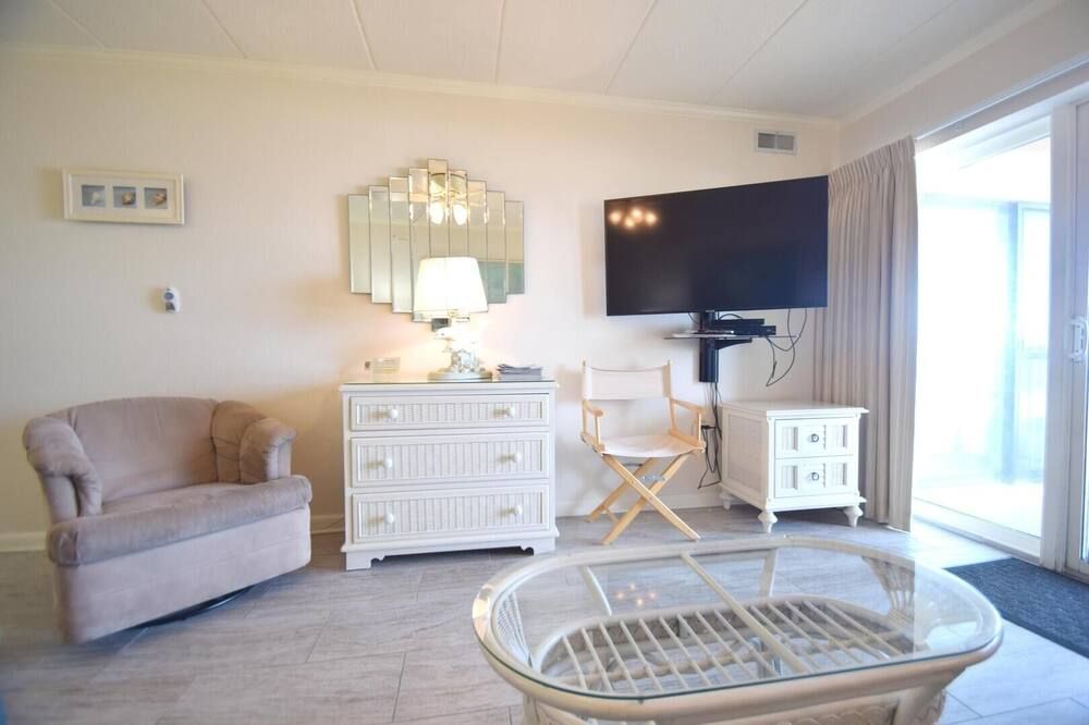 Marigot Beach 209 2 Bedroom Condo by RedAwning - Fenwick Island - Wohnzimmer