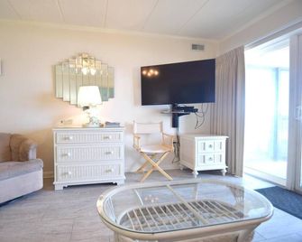 Marigot Beach 209 2 Bedroom Condo by RedAwning - Fenwick Island - Wohnzimmer