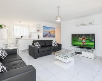 112 Olive Apartments - Mildura - Living room