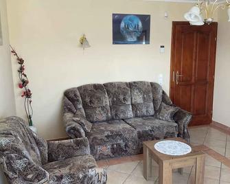 Arany Apartmanház Zalagyöngye - Zalakaros - Wohnzimmer