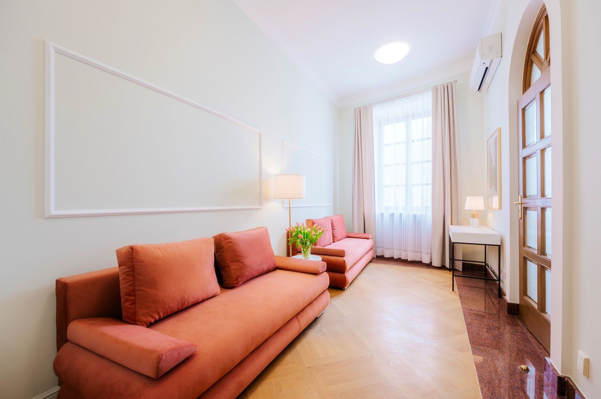 Living room view of Jess Hotel & Spa Warsaw Old Town