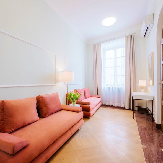 Living room view of Jess Hotel & Spa Warsaw Old Town