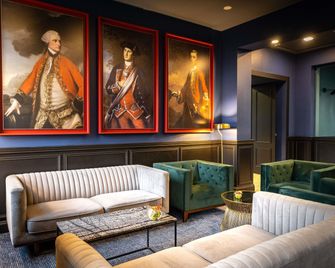 Hôtel Mercure Rochefort La Corderie Royale - Rochefort - Lounge