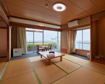 Tabist Izu Atagawa Onsen Hotel Gyokuryu - Higashiizu - Bedroom