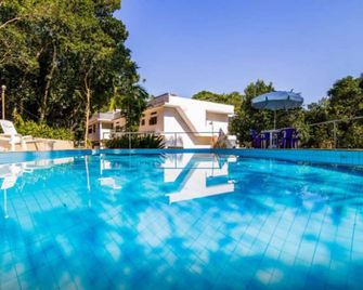 Casa Bacarirá - Camburi - Piscina