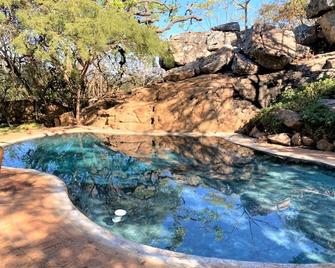 Family Lodge in Natural African bush - 2113 - Bulawayo - Pool