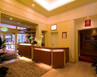 Traveller Hotel - ליבק - דלפק קבלה