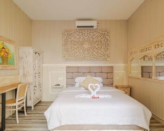 Rustic Pandawa Villa - Denpasar - Bedroom