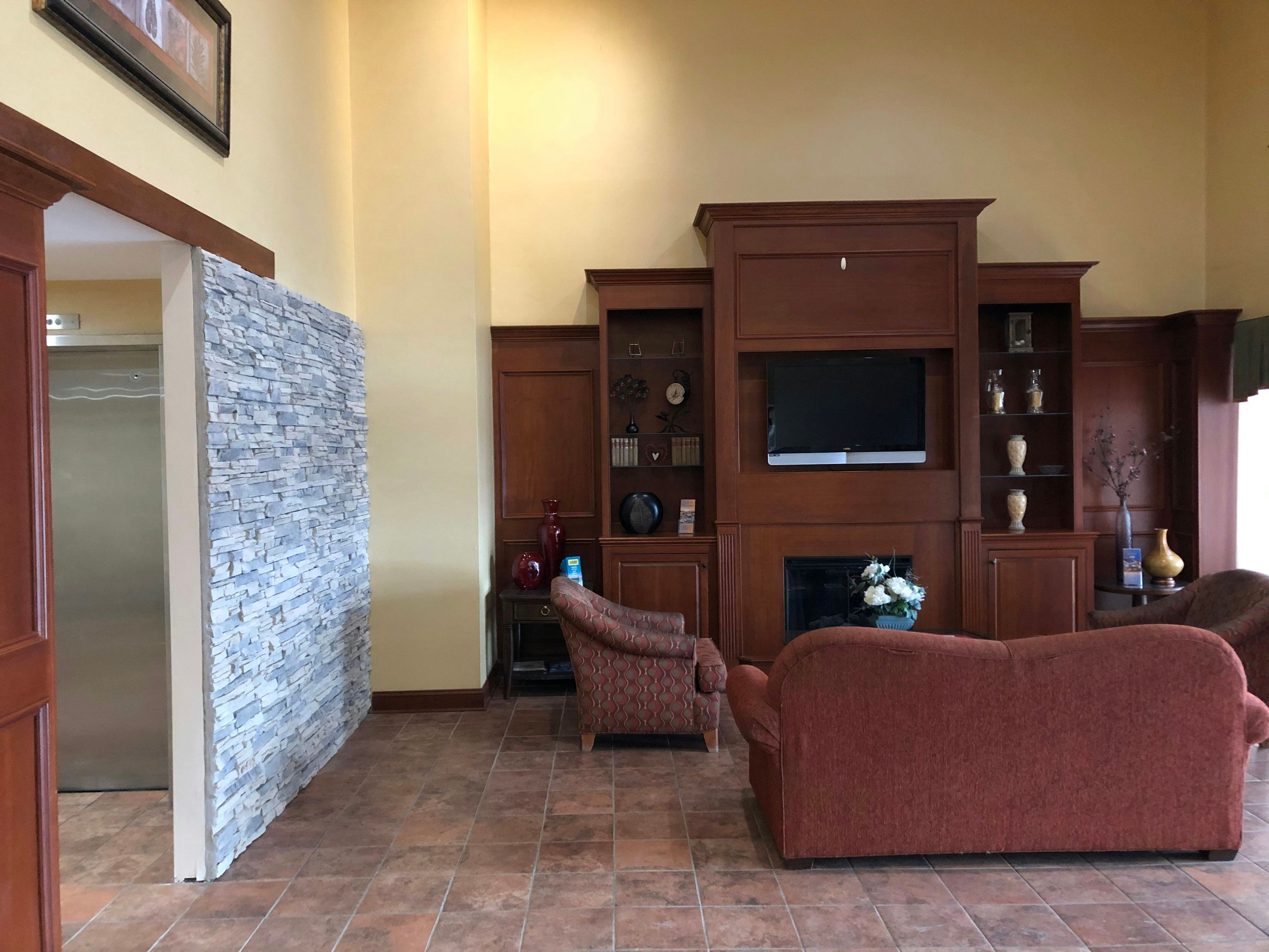 Red Roof Inn & Suites Chestertown - Chestertown - Living room