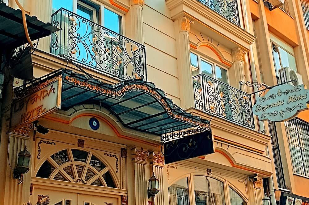 لييندا هوتل