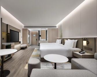 Holiday Inn & Suites Shanghai Changfeng by IHG - Shanghai - Bedroom