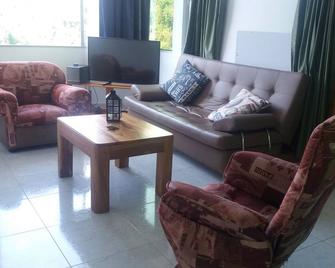 Tranquility, Fresh Air, Birds-eye View, Green Areas, Panoramic View - Villamaría - Sala de estar