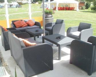 Restaurant & Hostel Hole in One - Randa