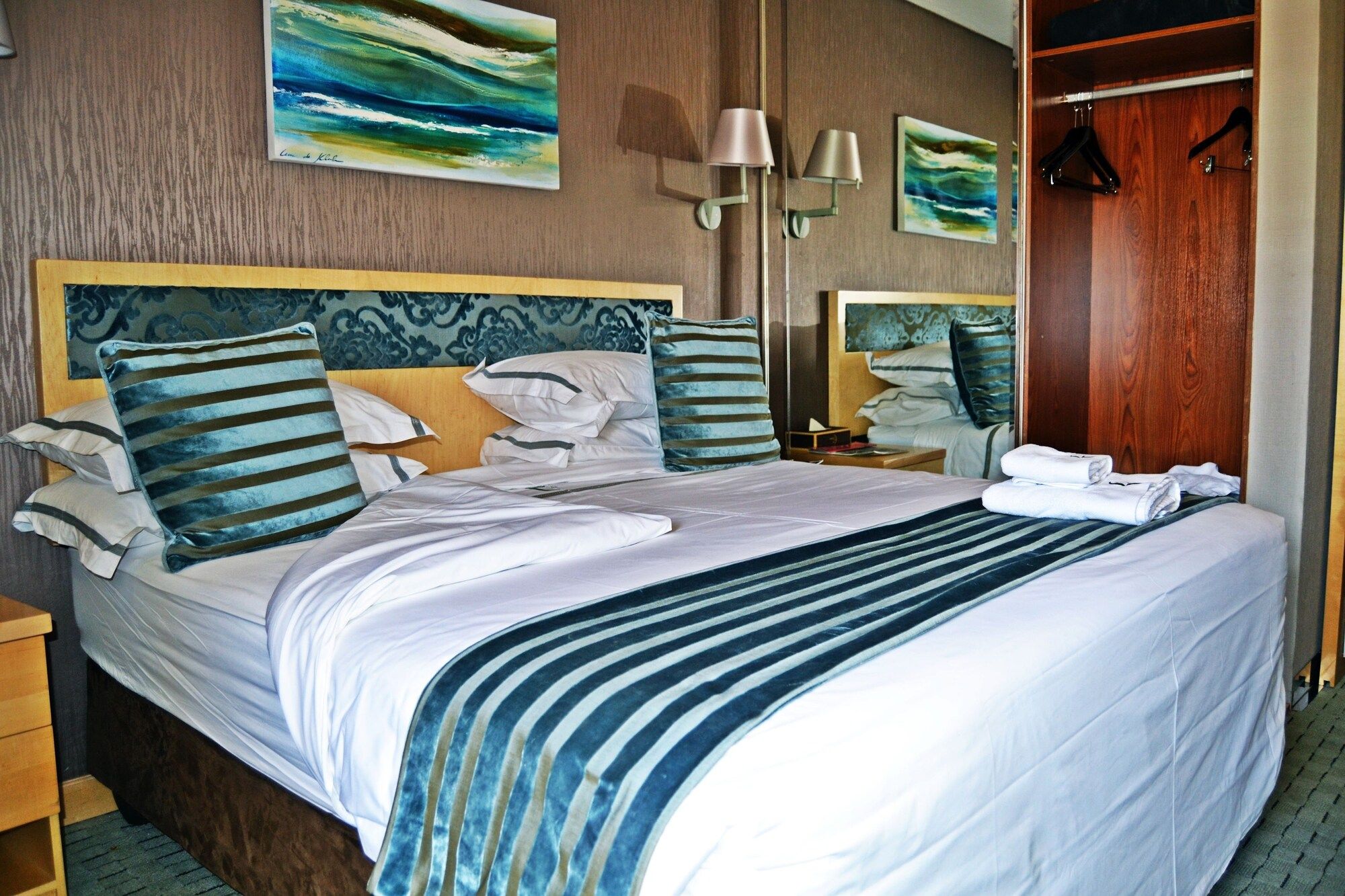 Aquarian Tide Hotel - Gaborone