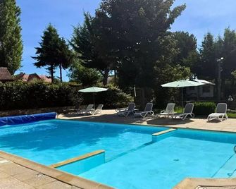 Camping le Relais du Léman - Saint-Cergues - Piscine