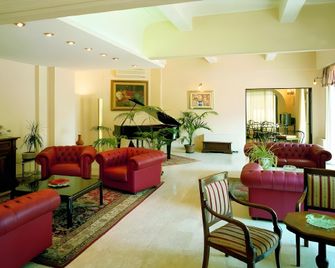 Hotel Des Bains - Pesaro - Area lounge