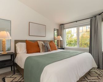 Walk-to-everything 3BD & 3BA Townhome next to Lake and Lightrail - Seattle - Habitación
