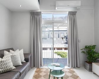 Sutton Place 57 - קייפ טאון - סלון