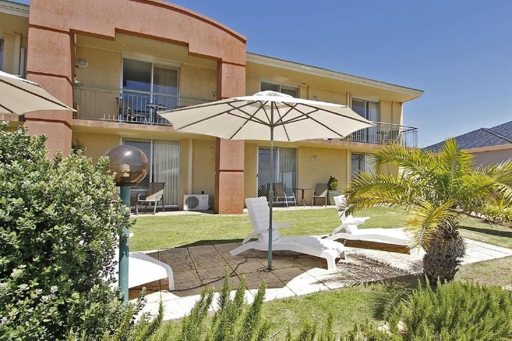 Ocean View Motel - פרת' - פטיו