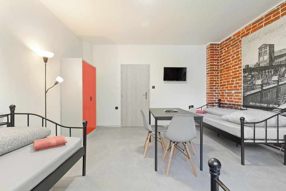 هوستل نا سالاموني - اوسترافا - غرفة نوم