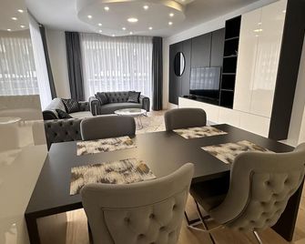 Sarajevo Waves Aparthotel - Sarajevo