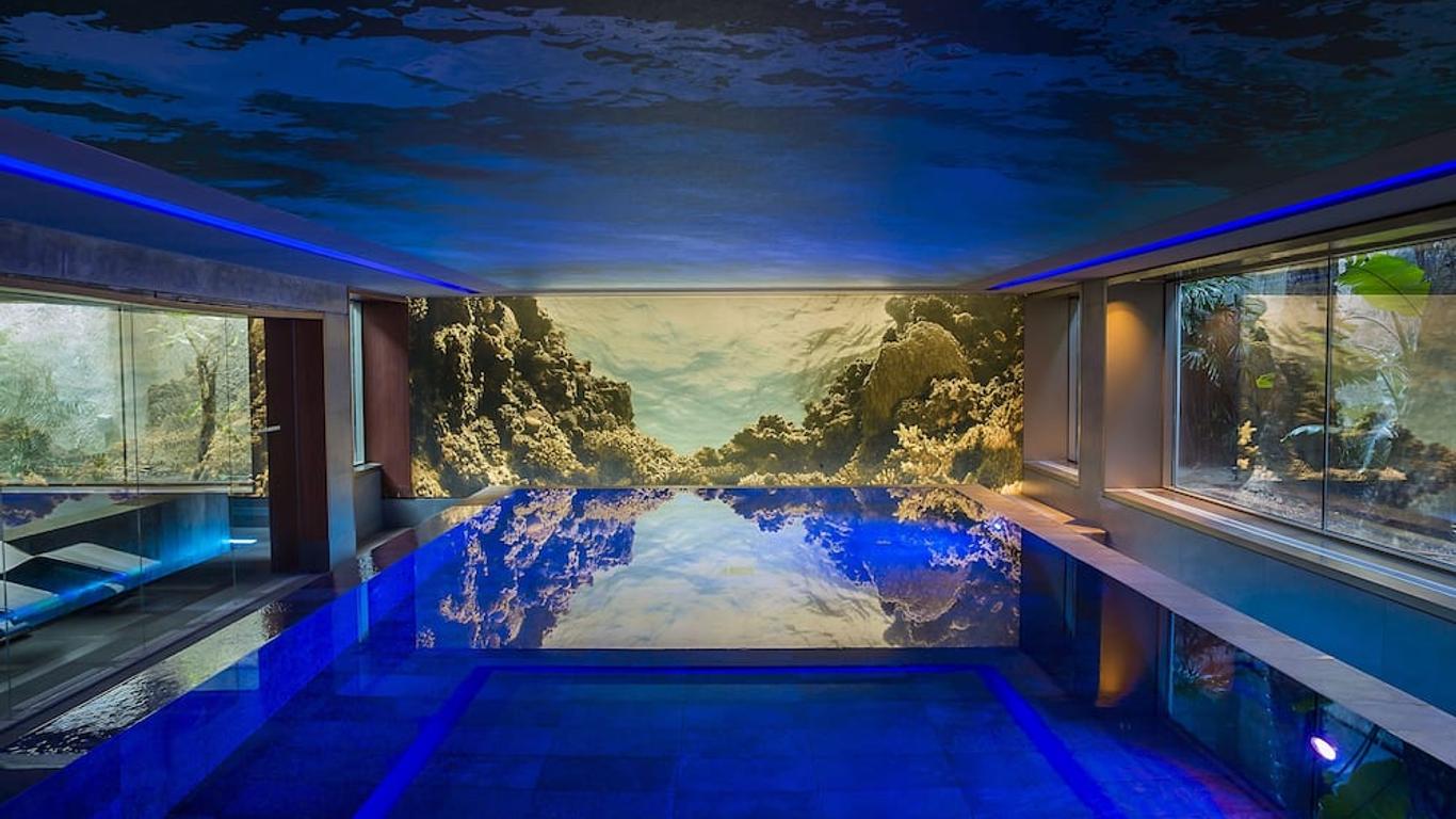 هوتيل ميم سيدجيس