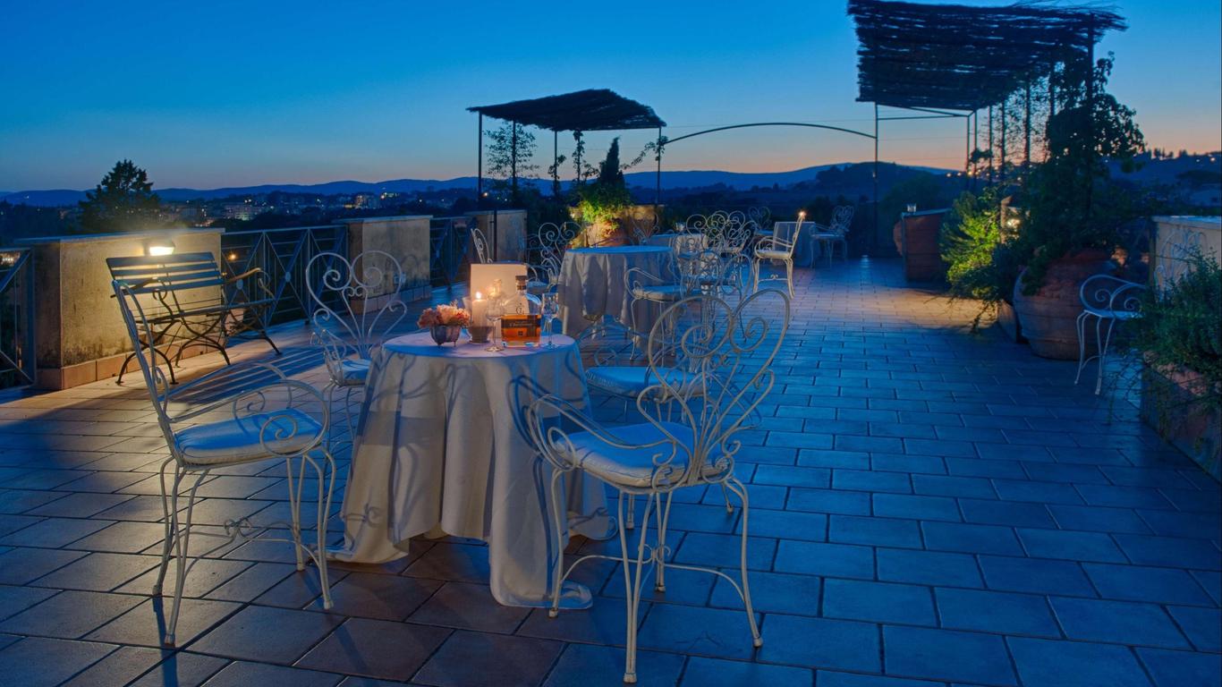 Villa Scacciapensieri Boutique Hotel