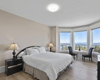 Seaview Executive Home - Ladysmith - Bedroom