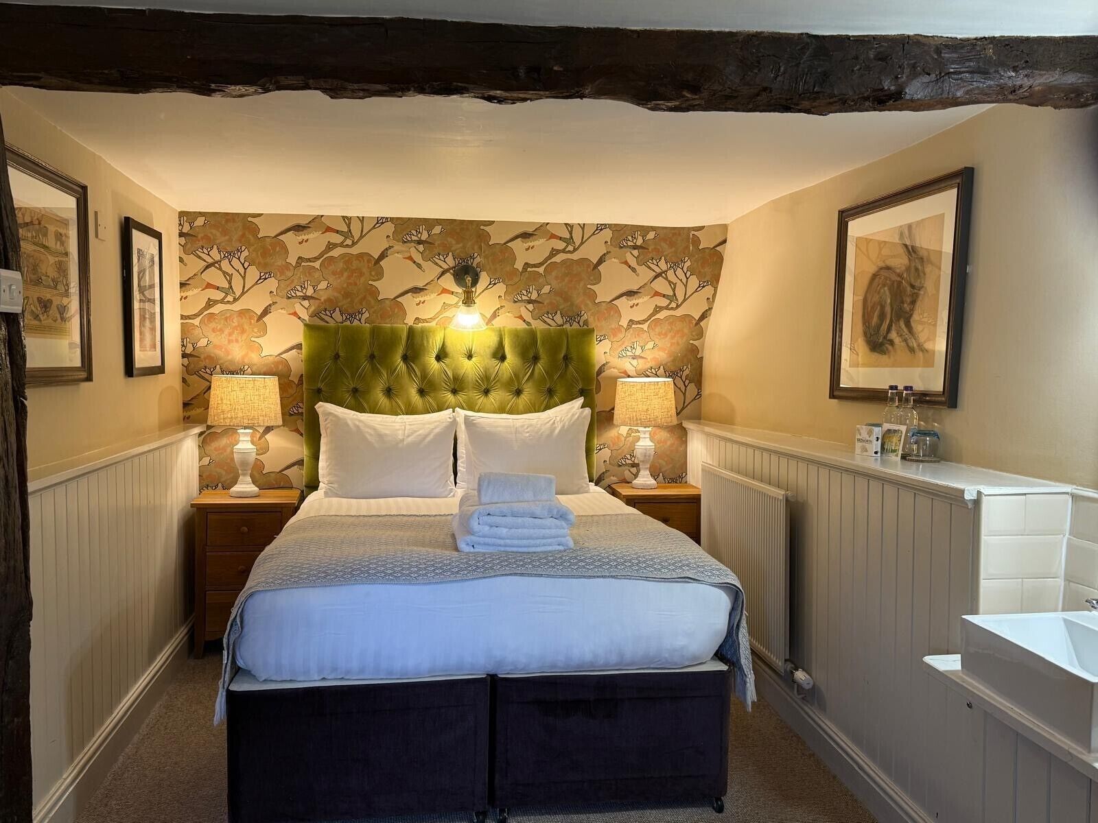 The Falkland Arms - Chipping Norton
