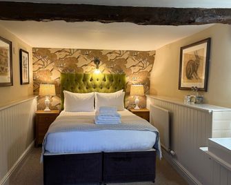 The Falkland Arms - Chipping Norton