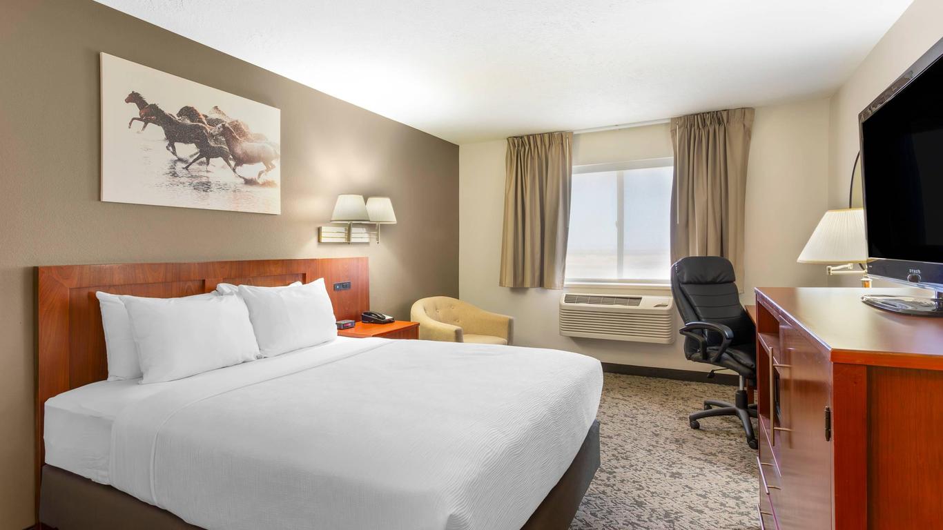 Quality Inn and Suites Fillmore I-15