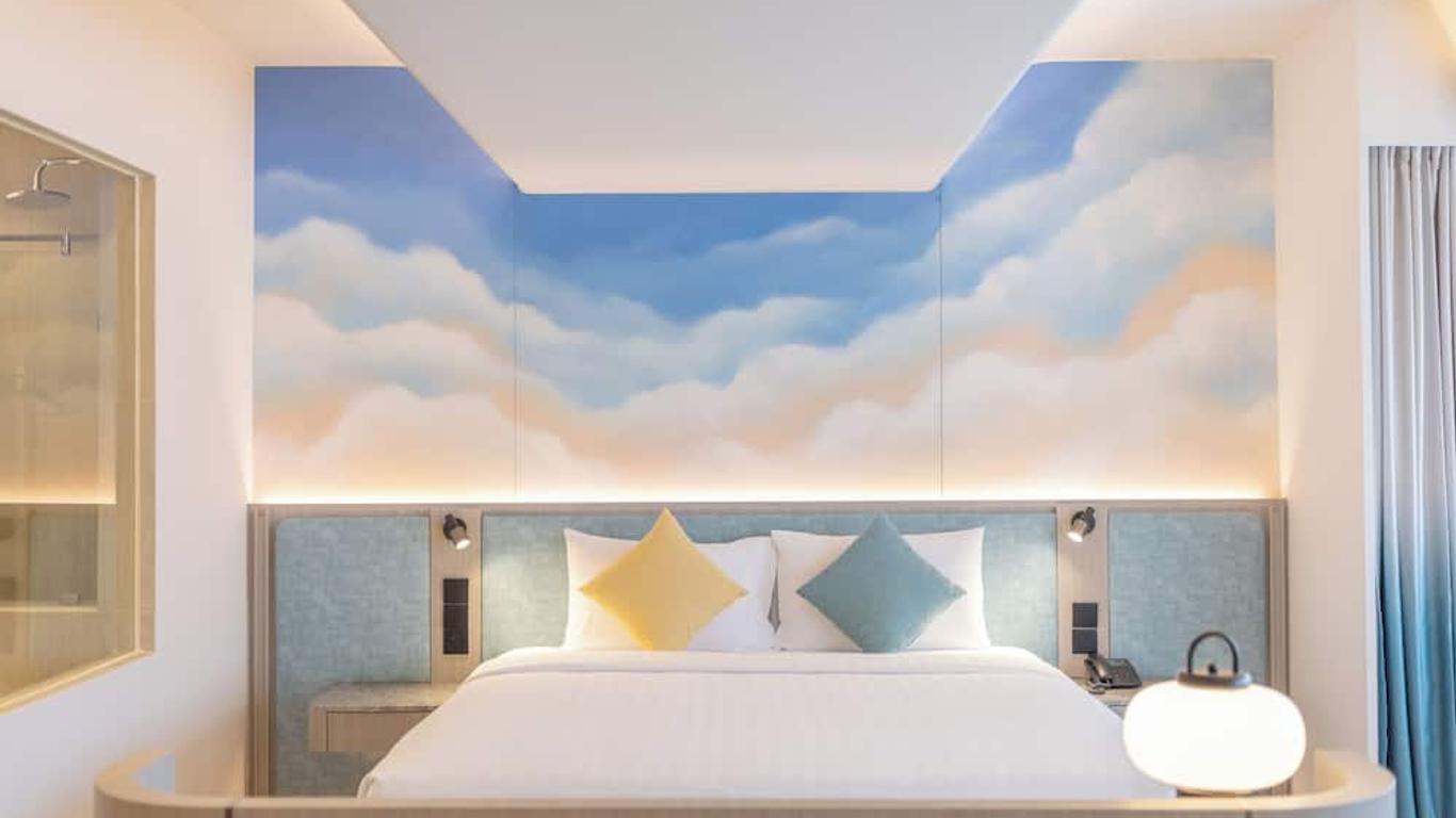 Cloudotel Walking Street