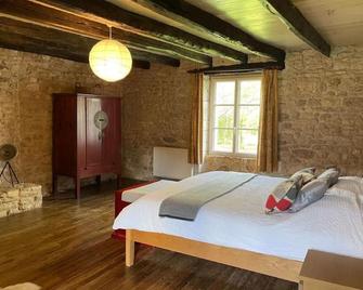 Uniquely Private Holiday Villa in the Charente - Aunac-sur-Charente - Habitación