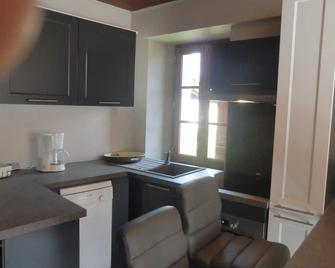 Renovated House In Charming Village 45 Minutes From The Resorts - Auzelles - Cocina