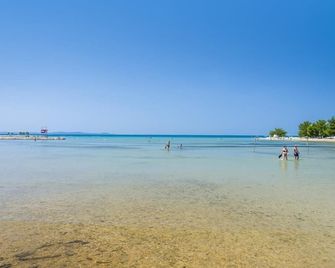 Apartments with parking space Zaton, Zadar - 15000 - Zaton - Beach