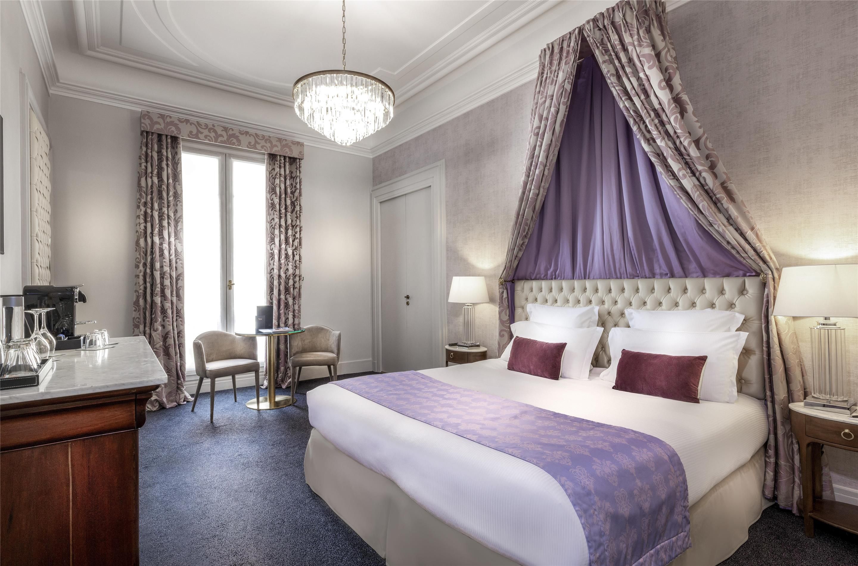 Hotel Claridge Paris thumbnail 3