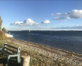 #2 Family and pet friendly - monthly/seasonal rental - Brighton - Beach