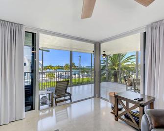 Water Front Condo In Duck Key. Free Wifi/Cable. Over Looking Gulf Of Mexico. - Duck Key - Balcone