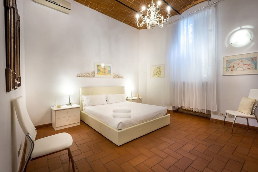 بيجنون أبارتمنت باي مميجا - فلورنس - غرفة نوم