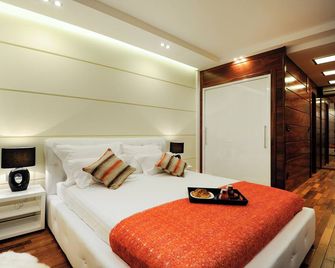 Main Street Studio And Rooms - Zadar