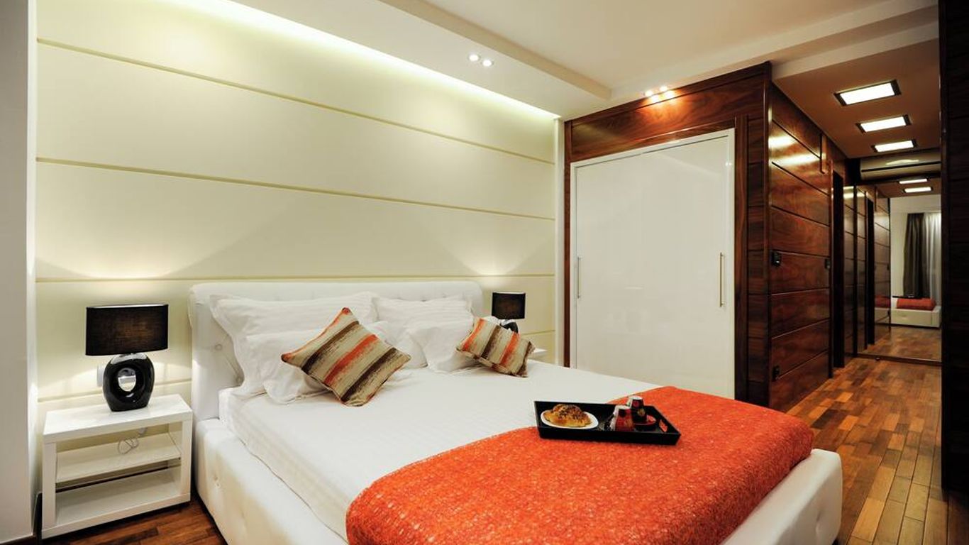 Main Street Studio And Rooms