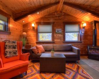 Cabin in City with Parking Space - Missoula - Sala de estar