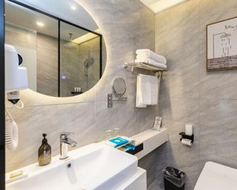 Fairyland Hotel - Hengshui Yirancheng High-speed Railway Station - Hengshui - Schlafzimmer