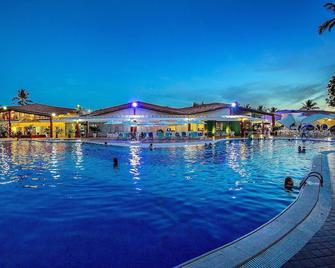 維拉格奧阿科巴雷諾度假酒店 - 瑟固羅港 - 塞古羅港 - 游泳池