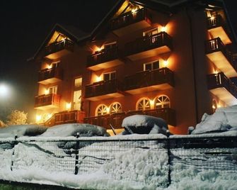 Hotel Michela - Male - Building