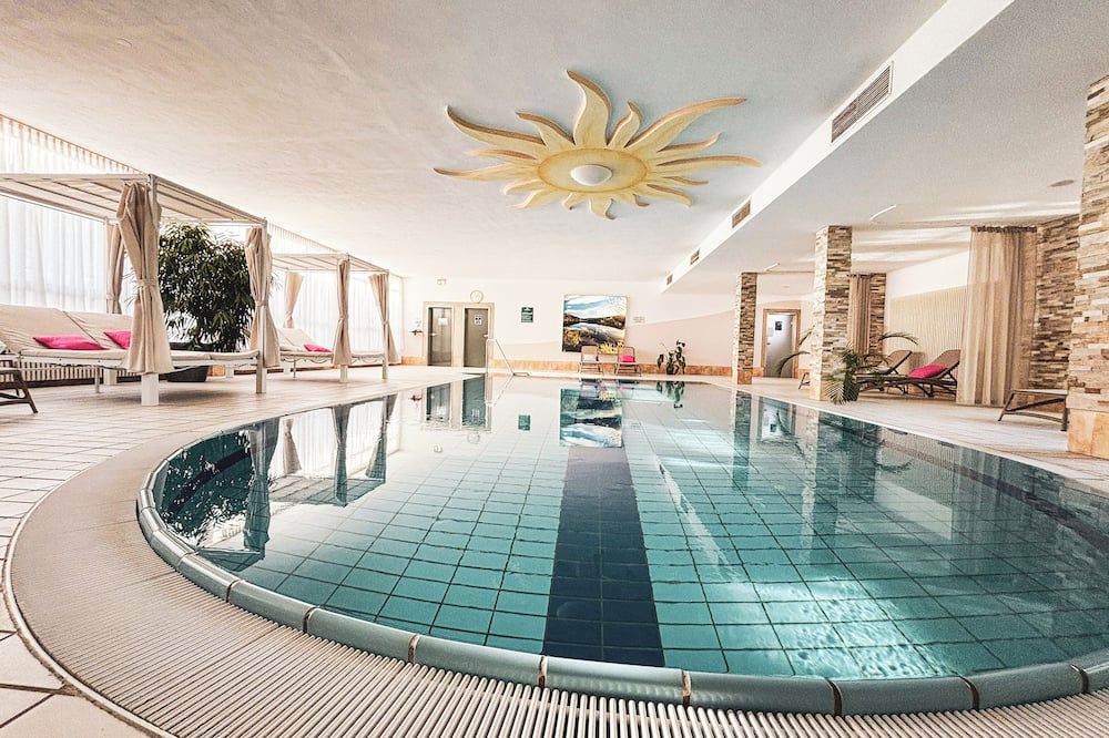 Schwarzwaldhotel Gengenbach - Gengenbach - Zwembad