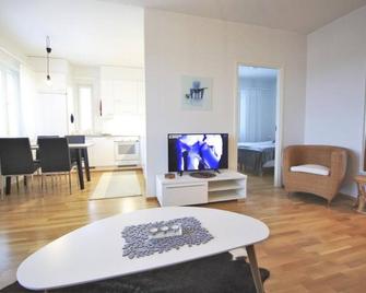 Northern Lights Apartment - Rovaniemi - Oturma odası