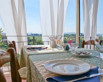 Villa il Fedino - San Casciano in Val di Pesa - Eetruimte