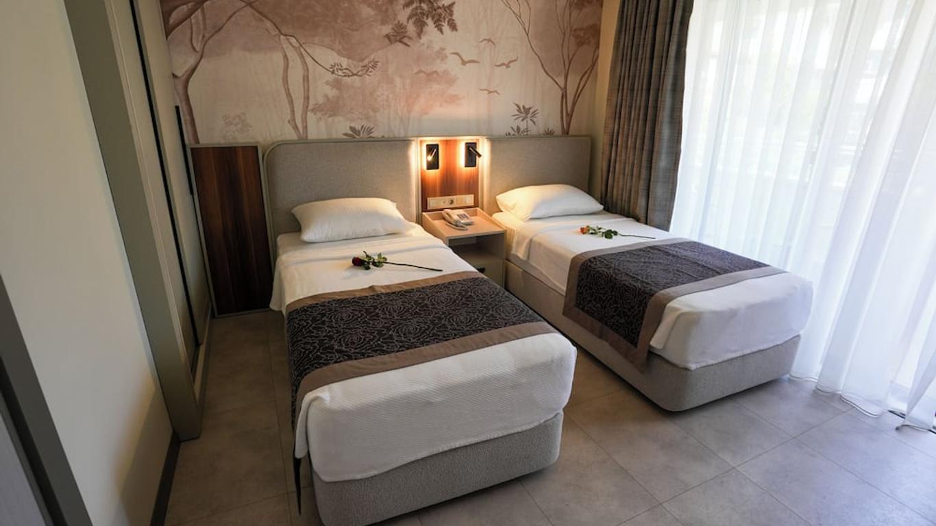 Ida Hotel